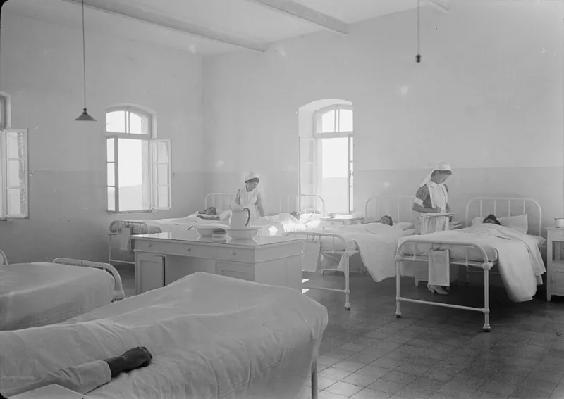 Check In, Pray, Wait: What a Hospital Stay Actually Looked Like Before Modern Medicine