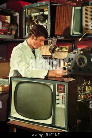 The Man Who Fixed Your Television: Inside the House Call That Vanished