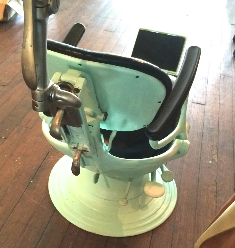 Two O'Clock for Everyone: The Dental Waiting Room That Ate Your Whole Afternoon